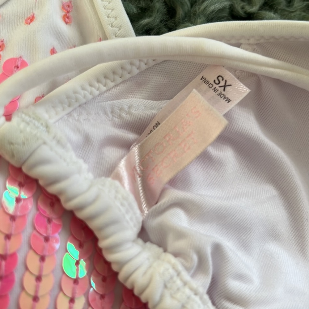 String Bikini - image 5